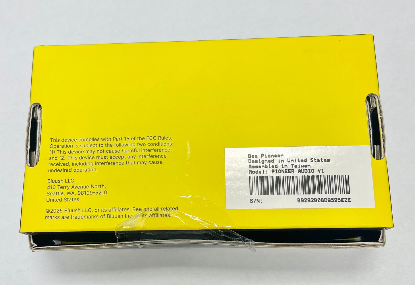 Bee Wearable AI Companion Assistant Wristband Black/Yellow