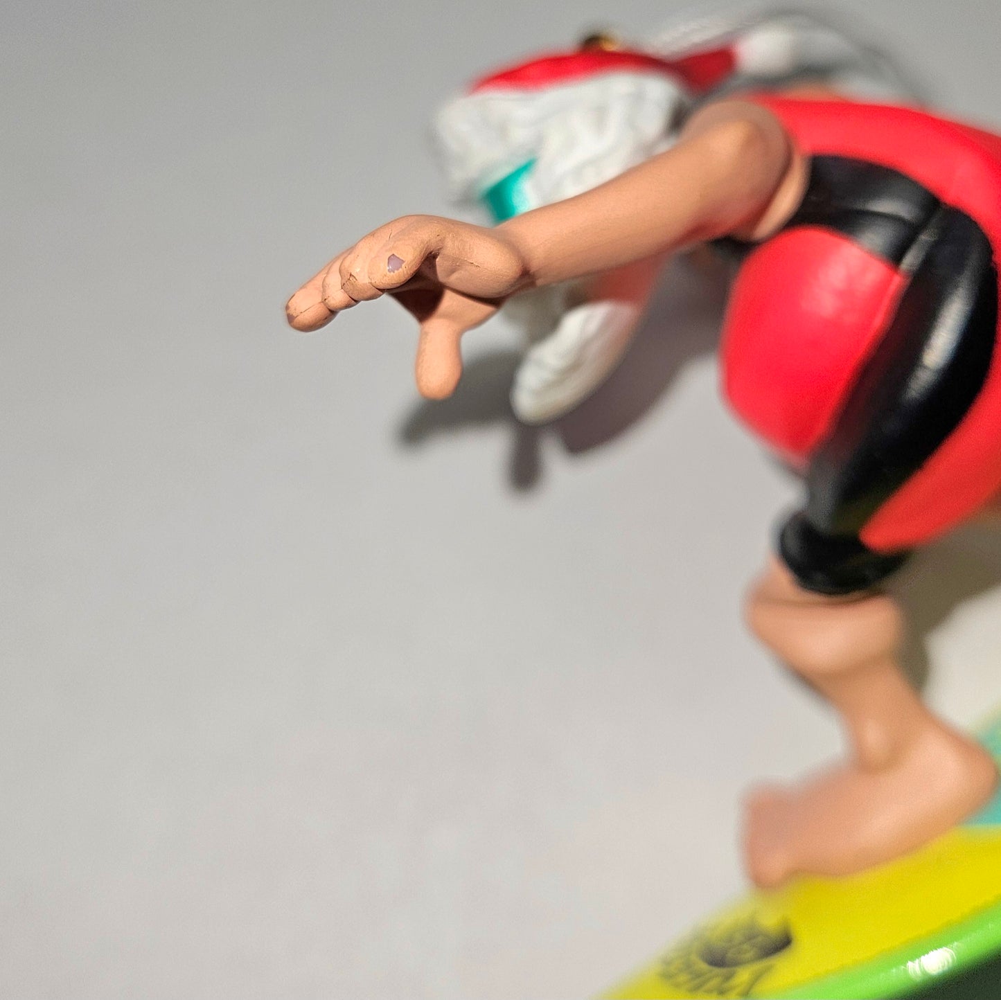 1995 Hallmark Keepsake Ornament "Surfin' Santa"