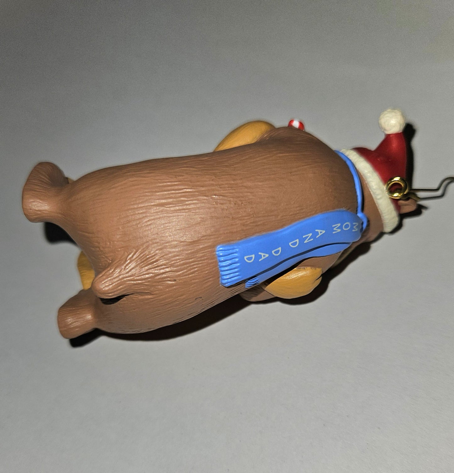 1996 Hallmark Keepsake Ornament "Mom and Dad"