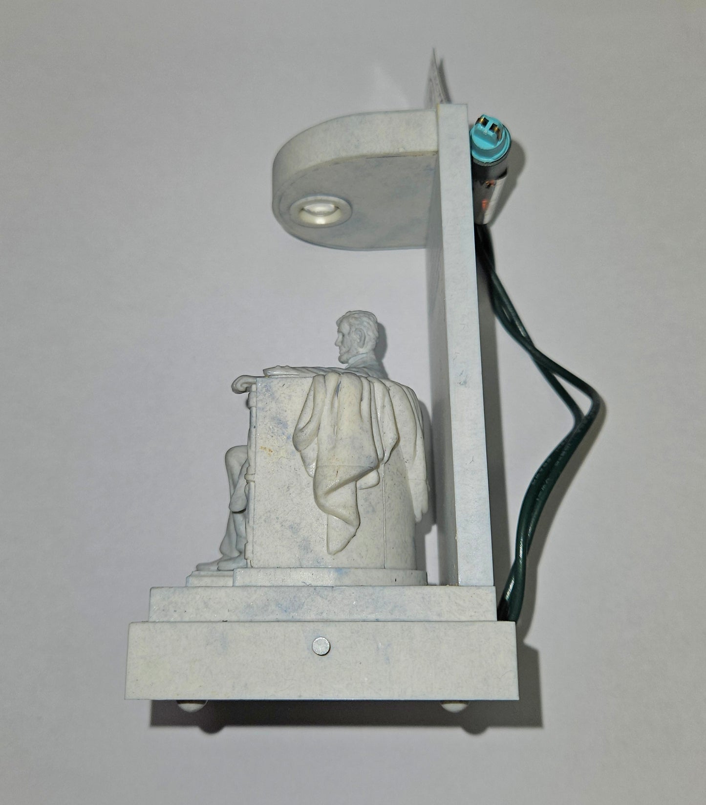 1997 Hallmark Keepsake Ornament "The Lincoln Memorial"