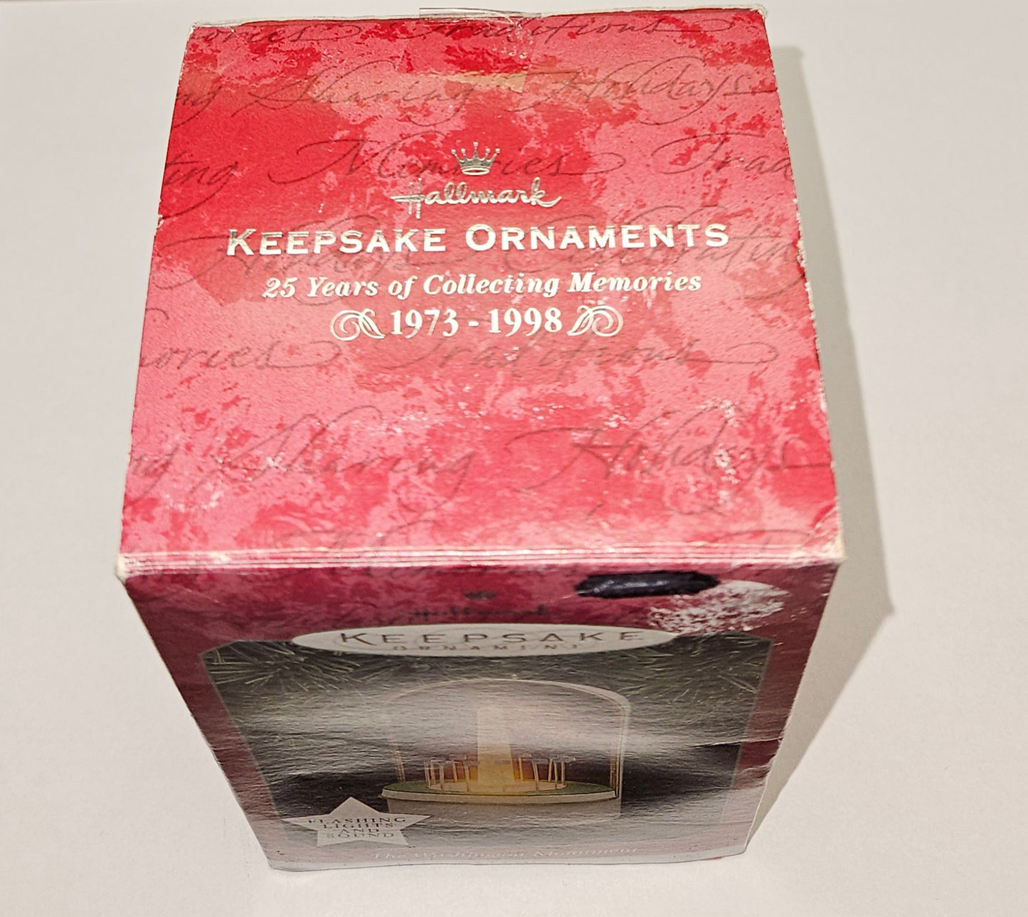 1998 Hallmark Keepsake Ornament "The Washington Monument"