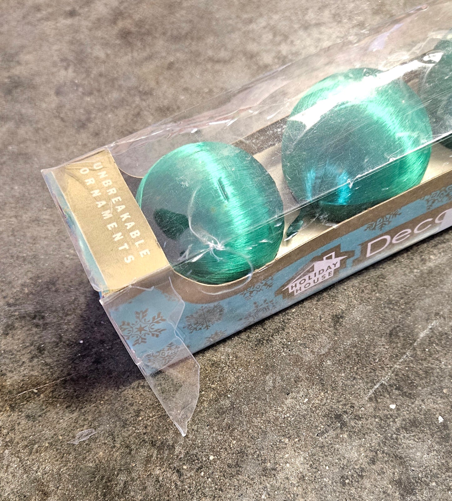 Holiday House Unbreakable Decorator Ornaments - Green