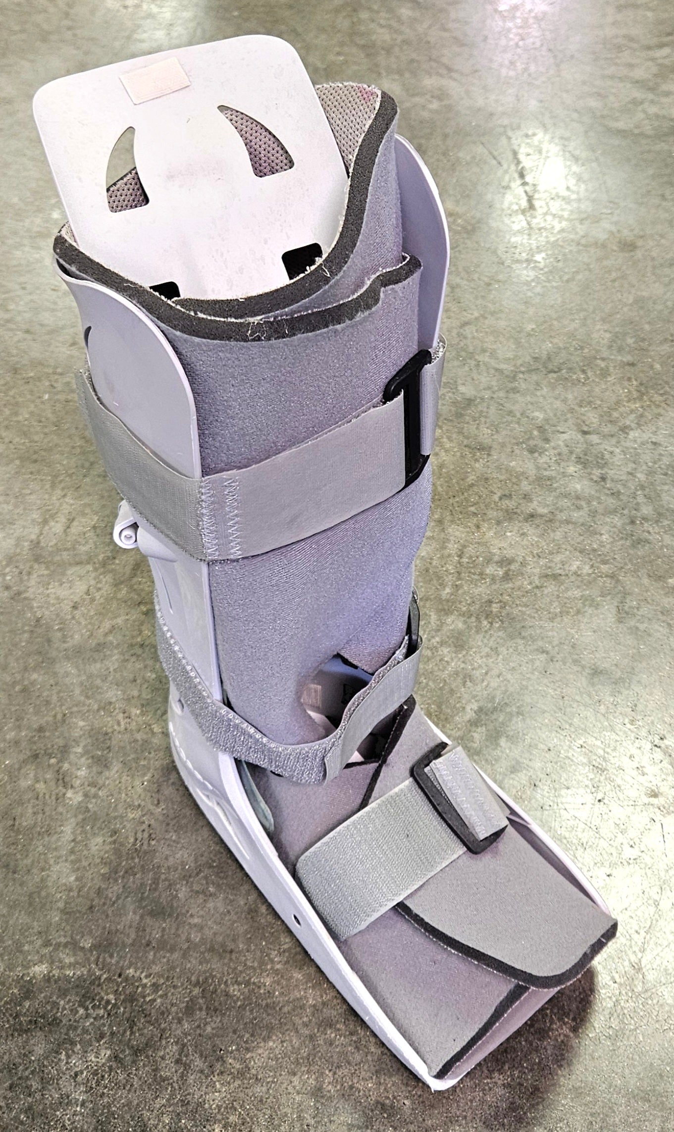 Aircast Walker Boot