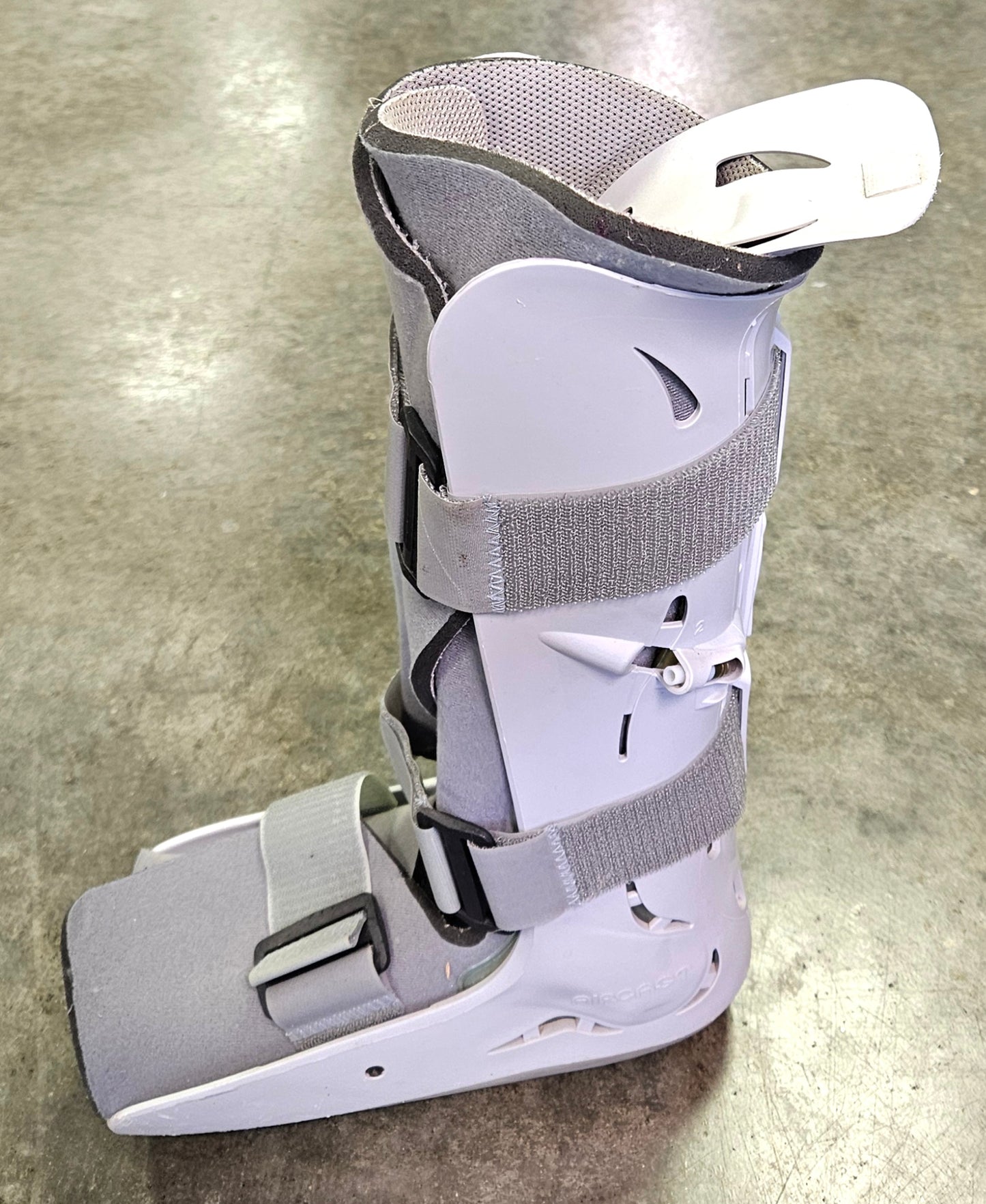 Aircast Walker Boot