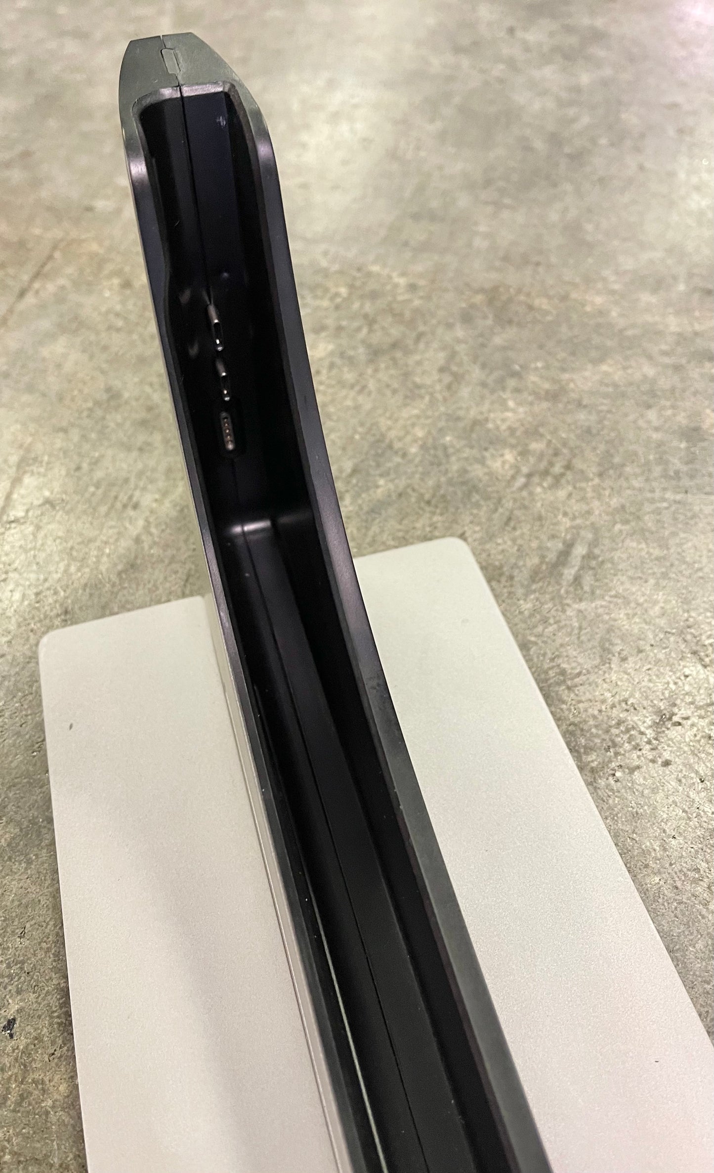 Ascrono Vertical Docking Station