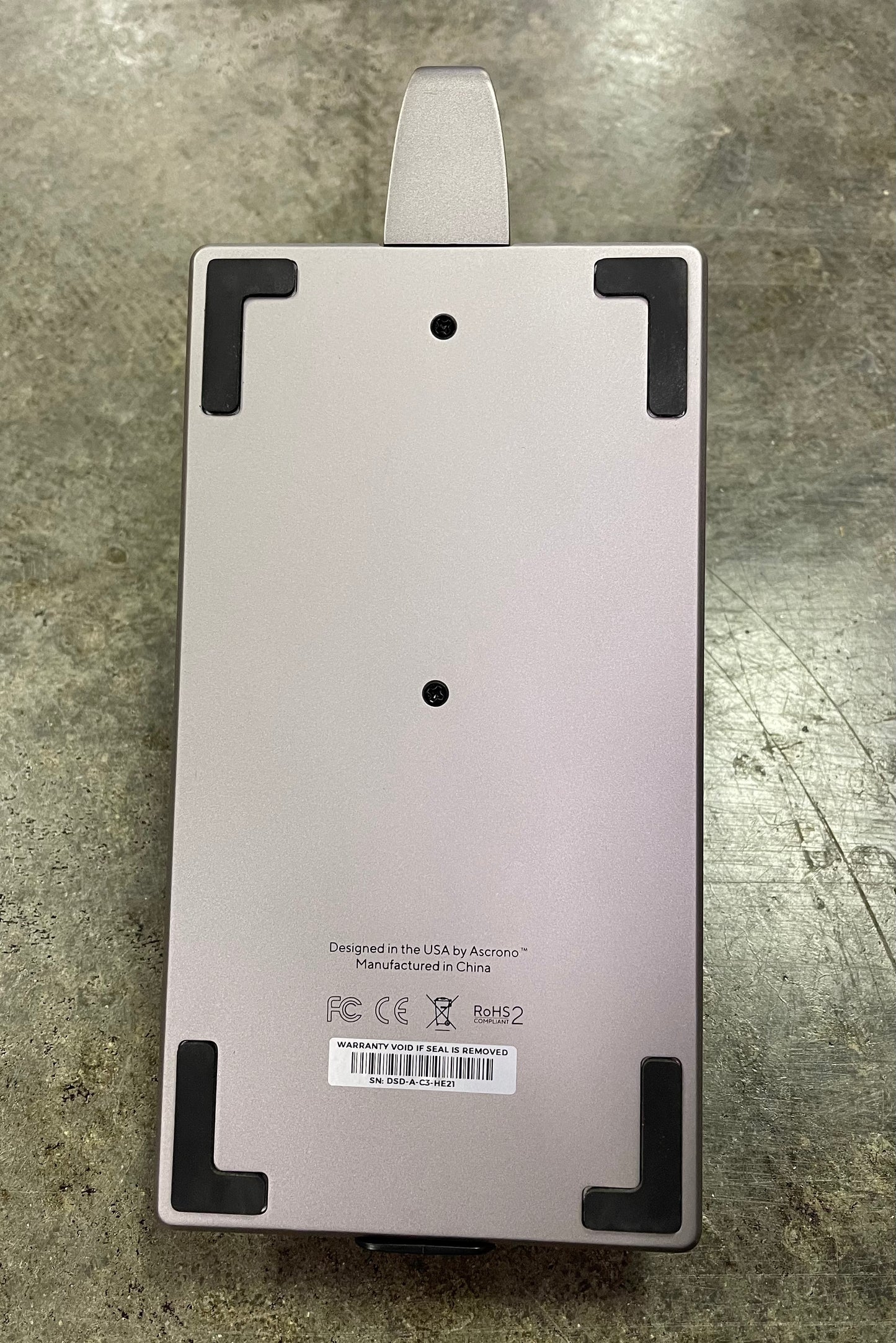 Ascrono Vertical 16” Macbook Pro Docking Station