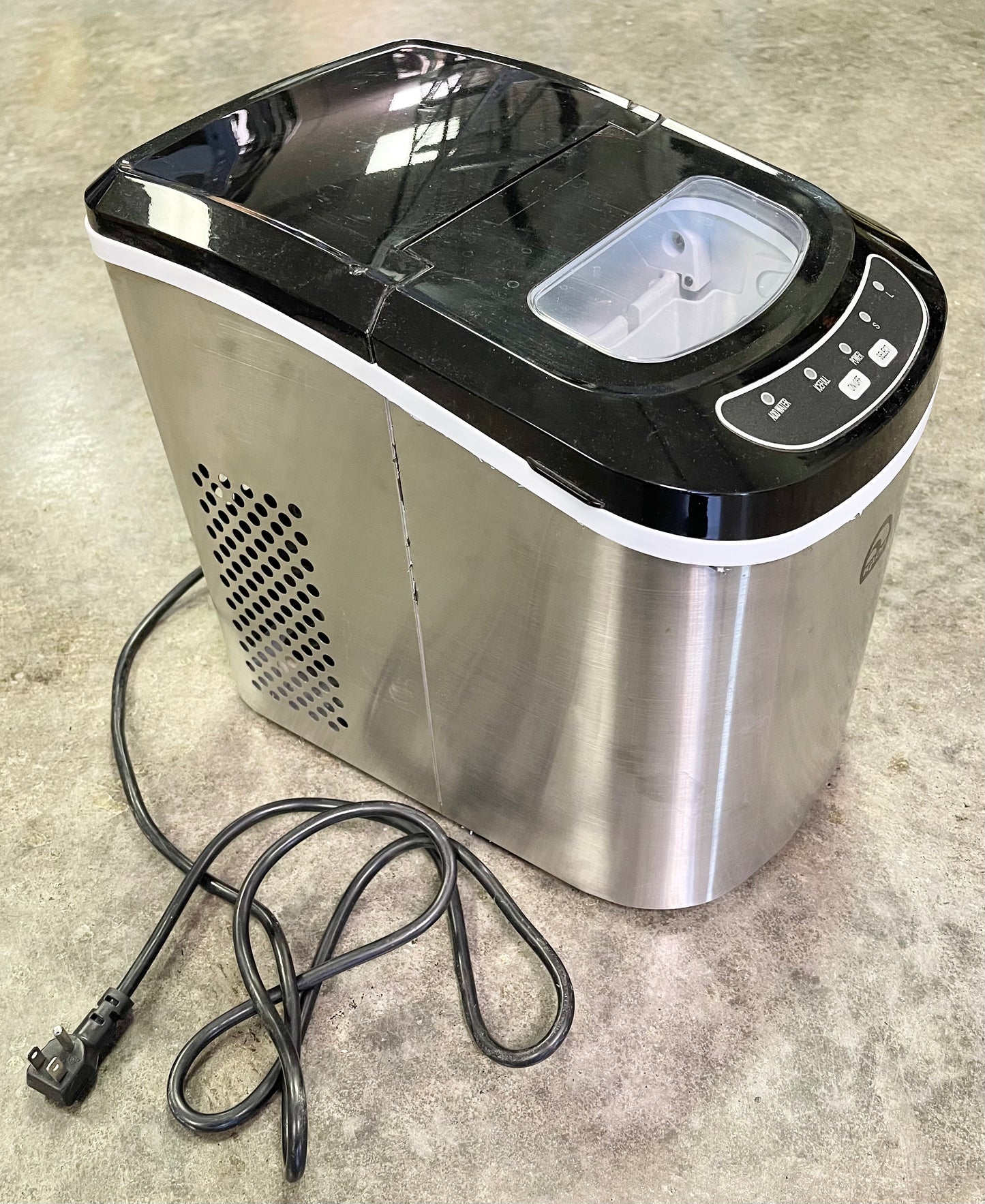 Igloo Portable Countertop Ice Maker