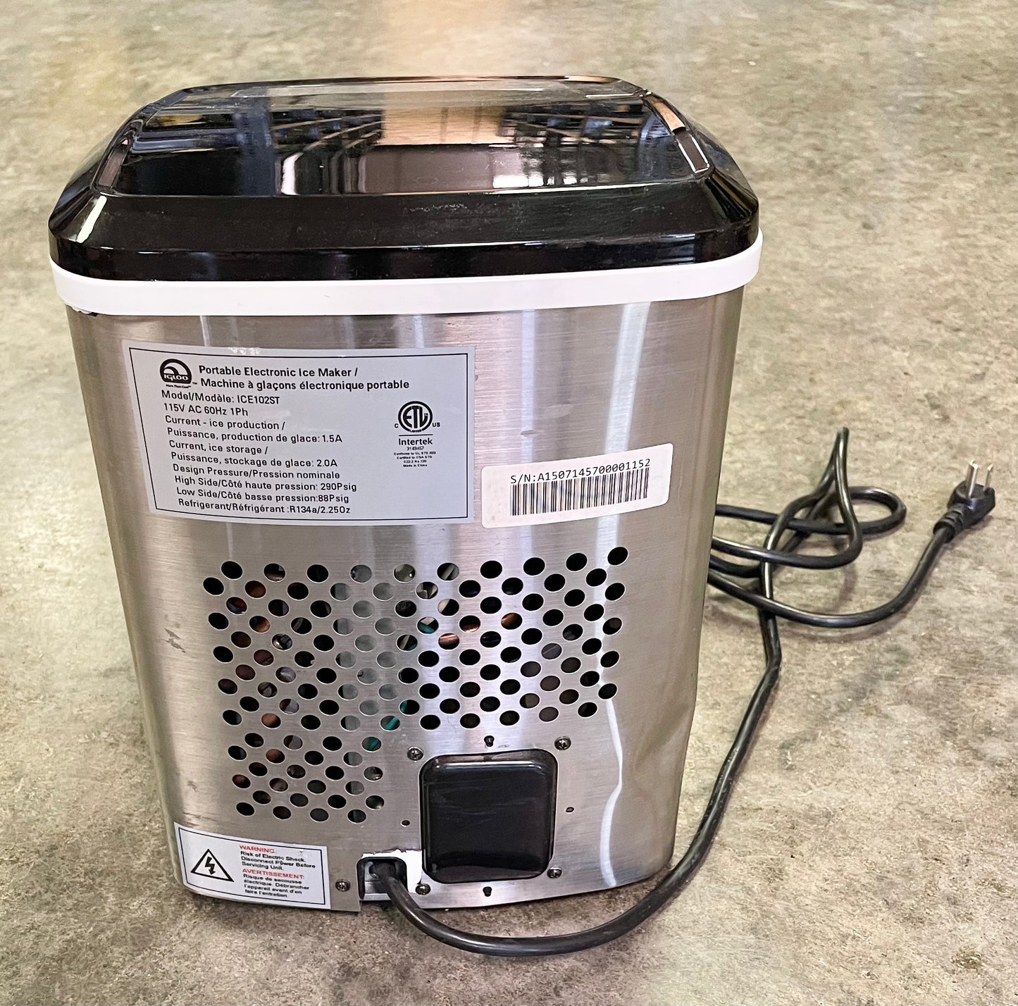 Igloo Portable Countertop Ice Maker
