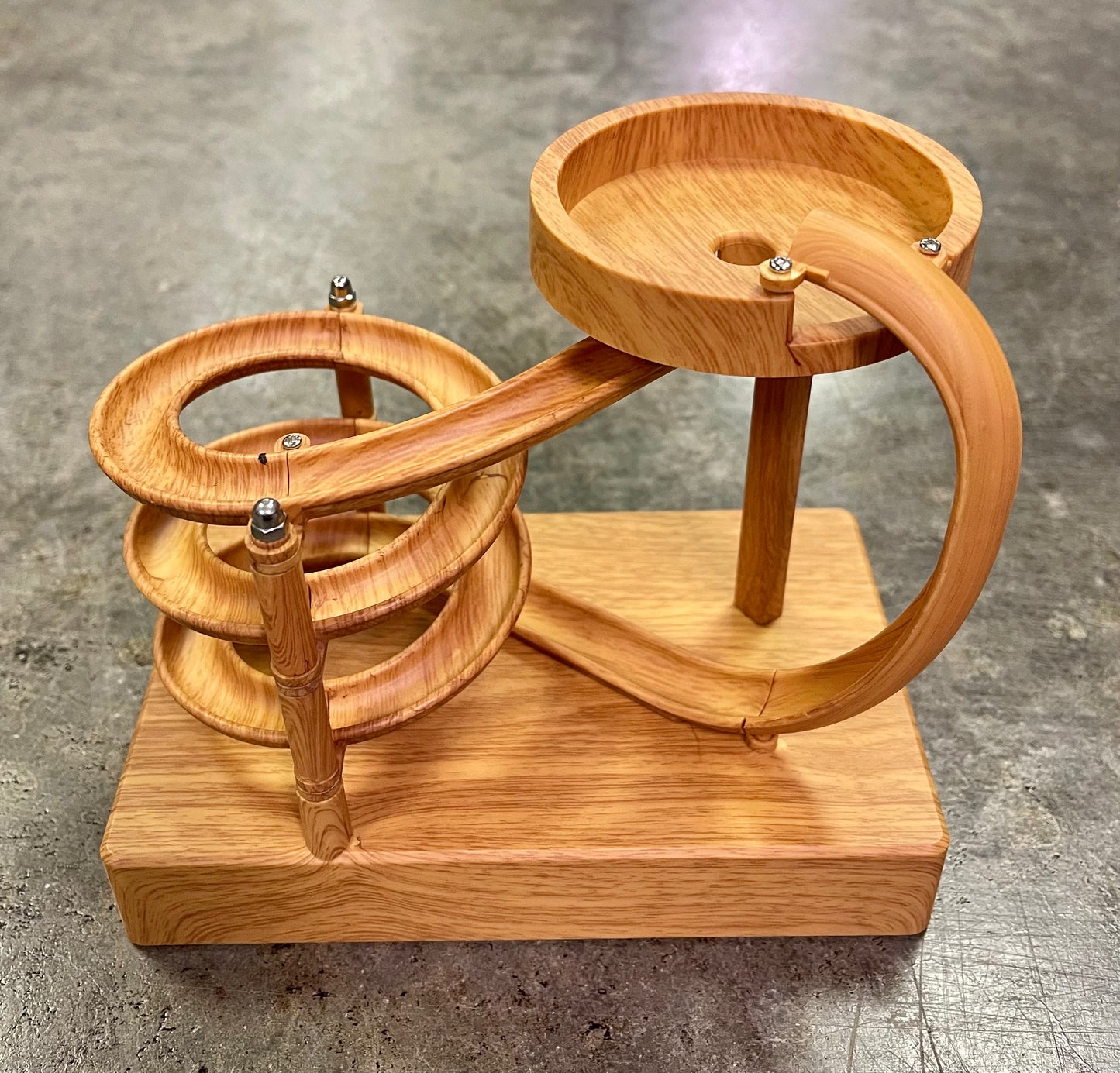 Kinetic Art Perpetual Motion Machine