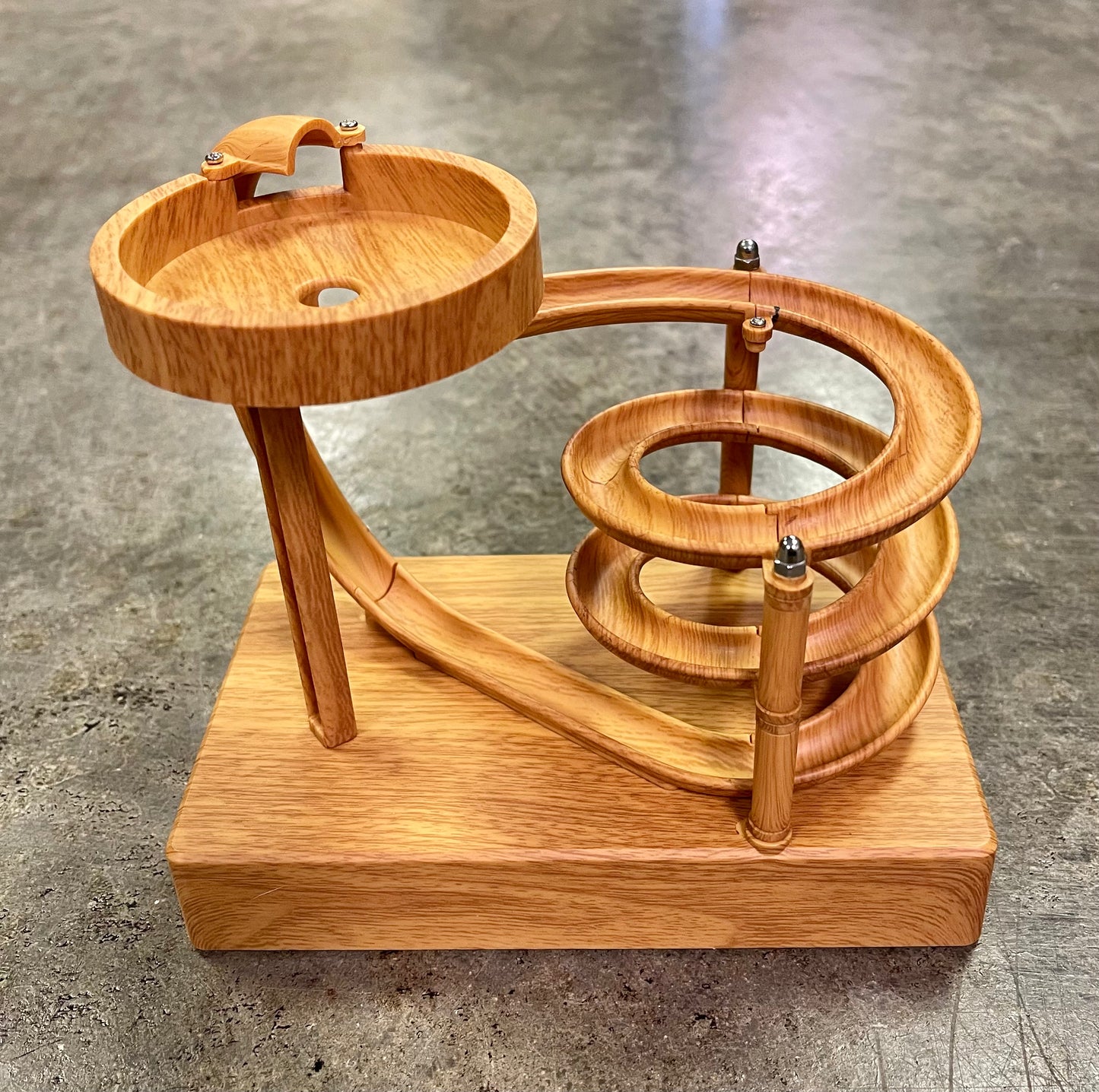 Kinetic Art Perpetual Motion Machine