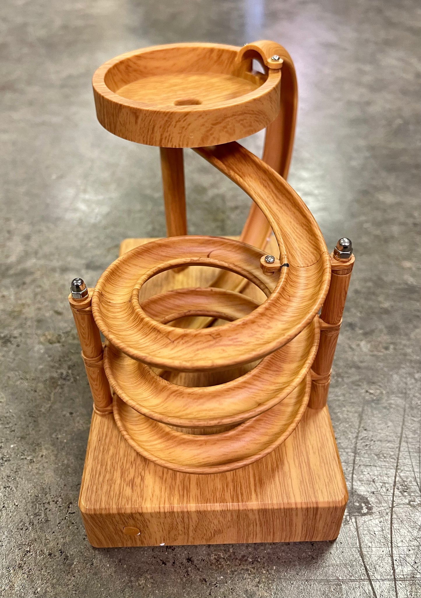 Kinetic Art Perpetual Motion Machine