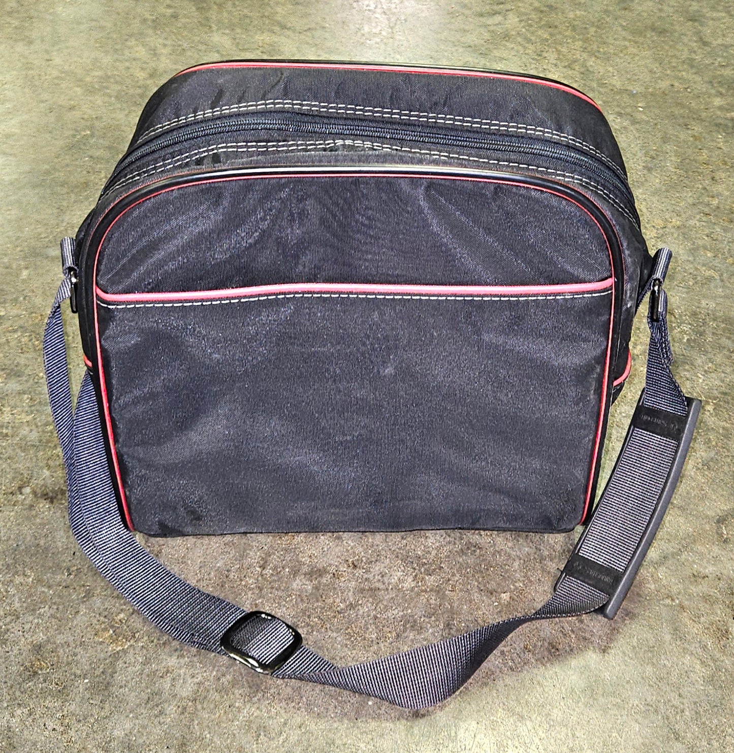 Samsonite Travel Shoulder Bag