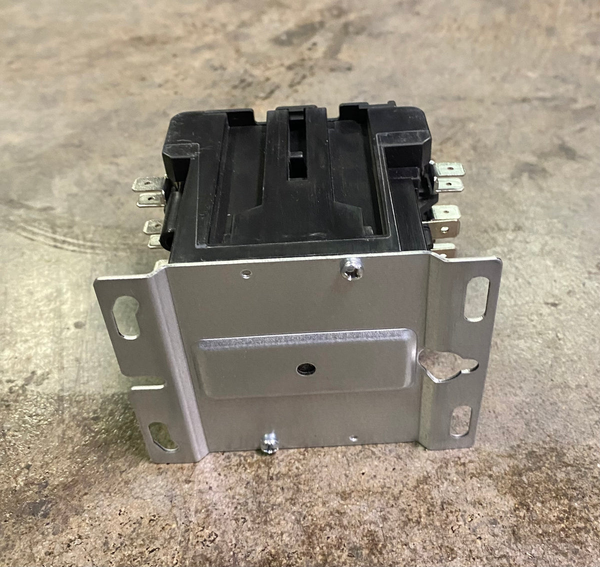 Sunlee DRC-4XT04CG Definite Purpose Contactor 4 Pole 40A FLA 120V Coil