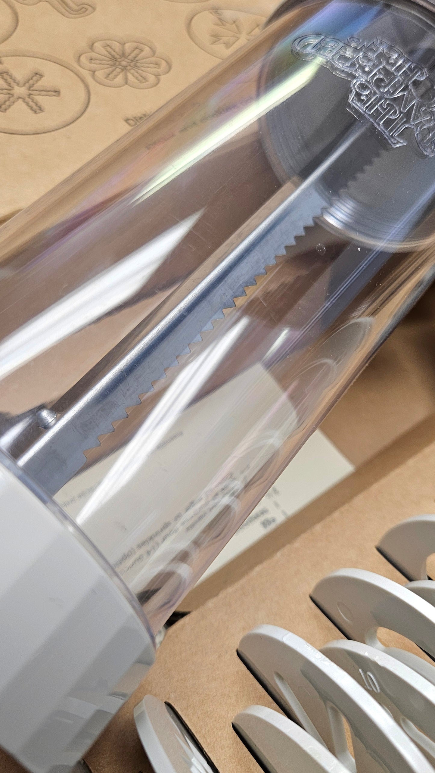 The Pampered  Chef Cookie Press