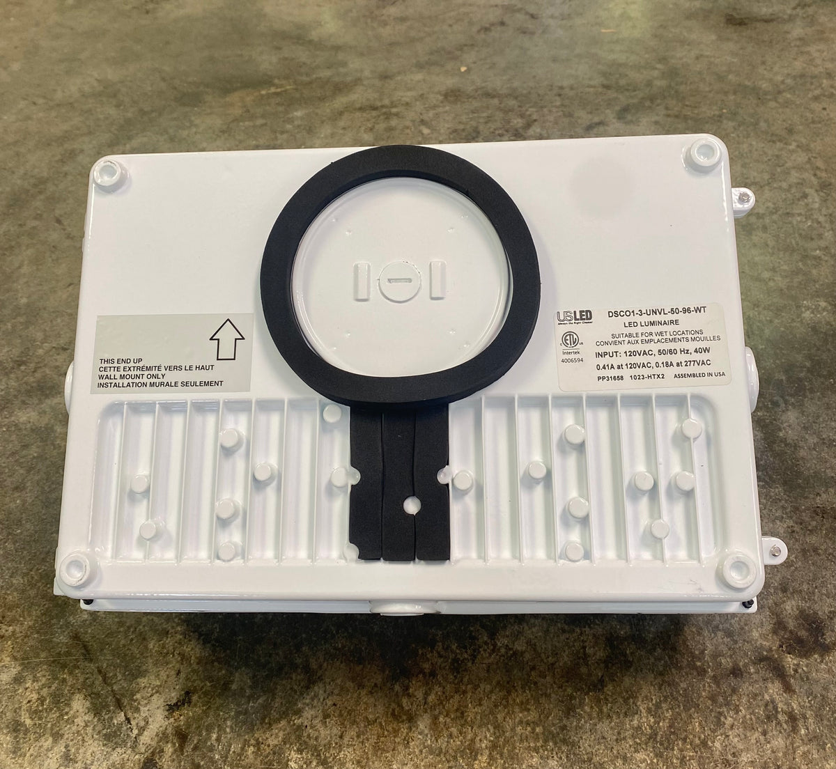 US LED EcoNight 3 Full Cutoff LED Wall Pack Luminaire (Model: DSCO1-3-UNVL-50-96-WT)