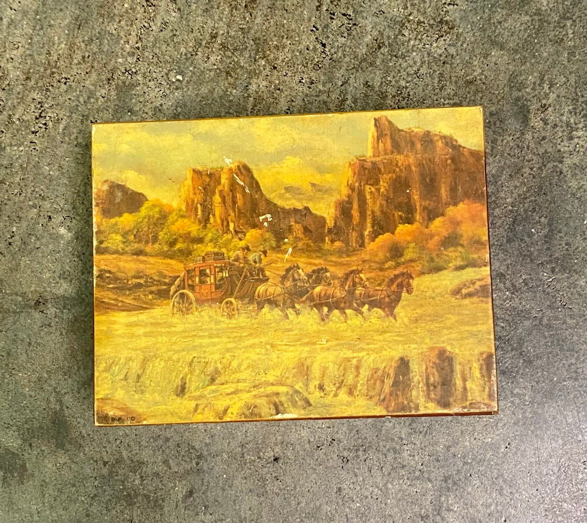 Vintage Cedar Wood Stagecoach Western Trinket Box Carolina Beach NC Souvenir