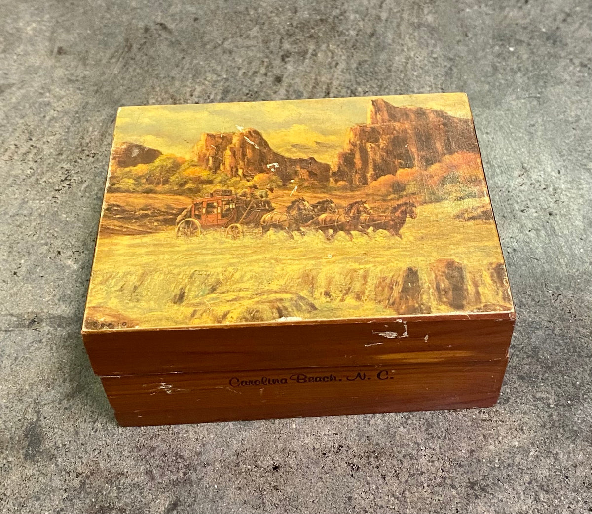 Vintage Cedar Wood Stagecoach Western Trinket Box Carolina Beach NC Souvenir