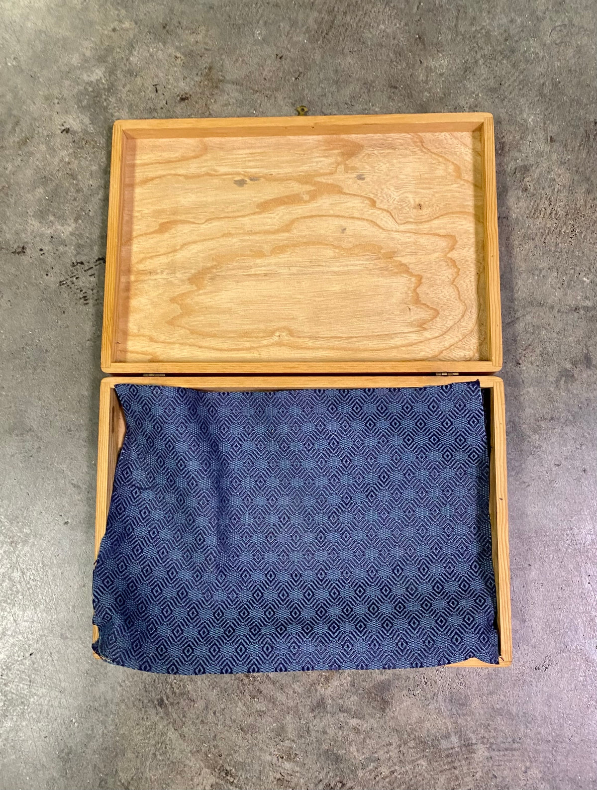 Vintage Handmade Wooden Flatware Silverware Storage Chest Box Blue Cloth Liner