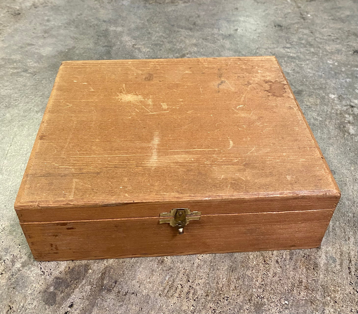 Vintage House of Windsor Palmas 50-Count Wooden Cigar Box