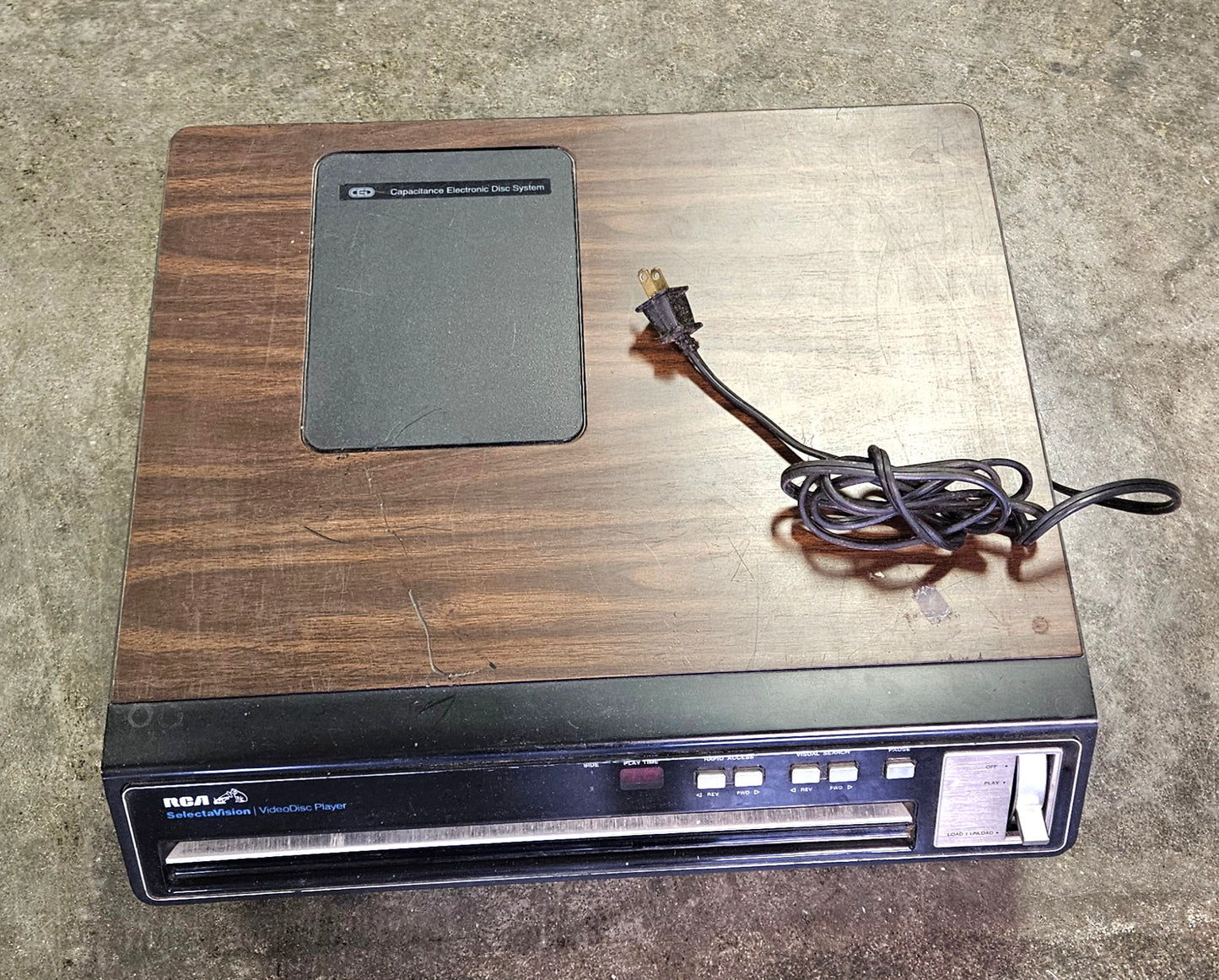 Vintage RCA SelectaVision Video Disc Player