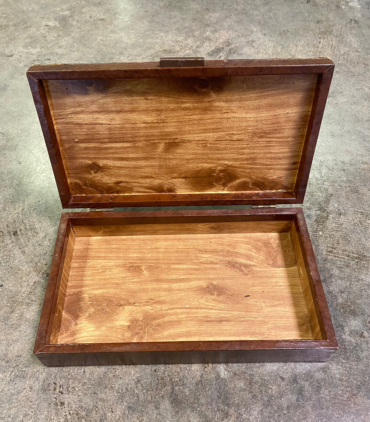 Vintage Smith Crafted Chicago Brown Faux Leather Wooden Box 359