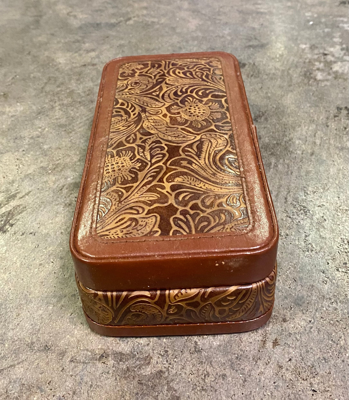 Vintage Wolf Designs Leather Jewelry Box