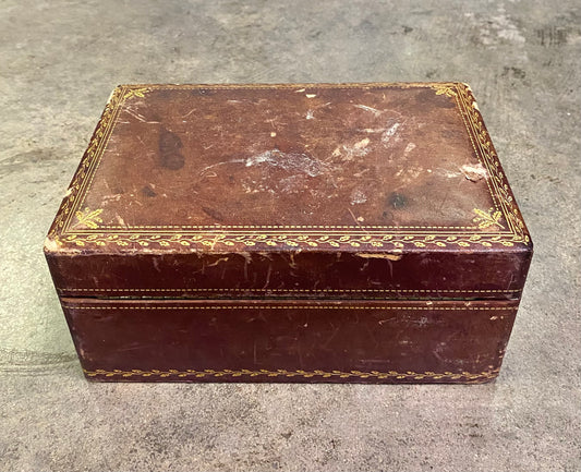 Vintage Wood Trinket / Jewelry Box